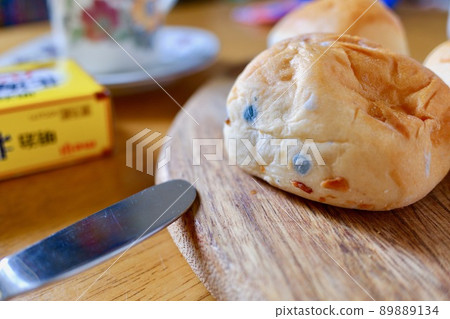 Small mold on the surface of bread 2 Small mold on the surface of bread 2 89889134