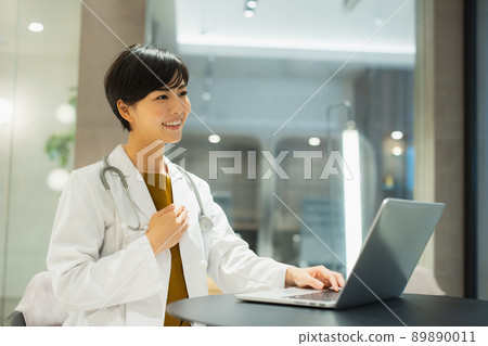 醫務工作者女性醫療 醫務工作者女性醫療 89890011