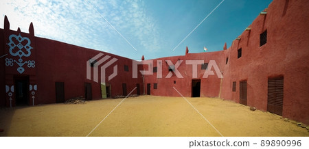 Exterior view to Damagaram sultan residence, Zinder, Niger Exterior view to Damagaram sultan residence, Zinder, Niger 89890996