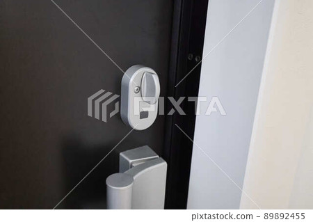 The key to the entrance, electric lock, house, house 89892455