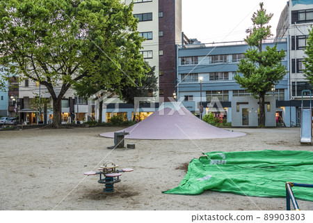 《愛知縣》名古屋市富士山滑梯 《愛知縣》名古屋市富士山滑梯 89903803