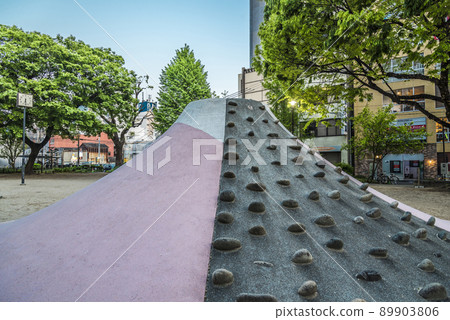 《愛知縣》名古屋市富士山滑梯 《愛知縣》名古屋市富士山滑梯 89903806