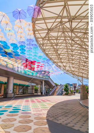 Kariya Brera <愛知縣刈谷市> 從刈谷站帶著雨傘 Kariya Brera <愛知縣刈谷市> 從刈谷站帶著雨傘 89905603