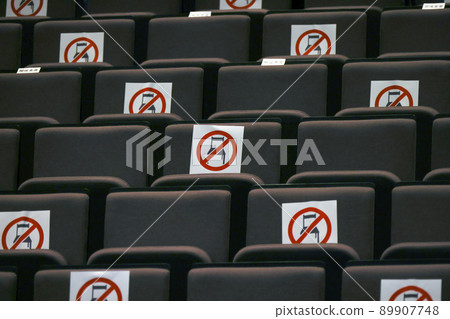 Countermeasures against new corona infection in concert seats Countermeasures against new corona infection in concert seats 89907748