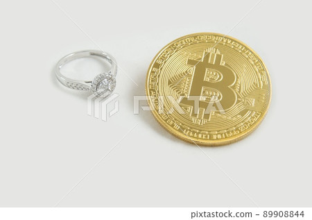 Bitcoin is an open source peer-to-peer electronic cash system that uses blockchain technology 89908844