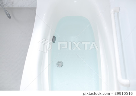 New bathtub New bathtub 89910516
