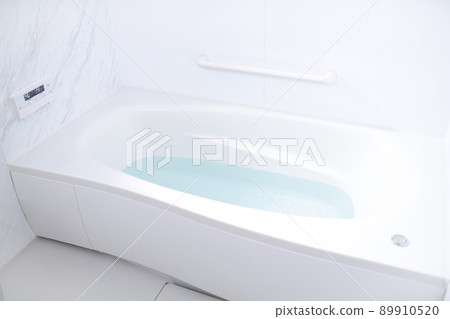 New bathtub New bathtub 89910520