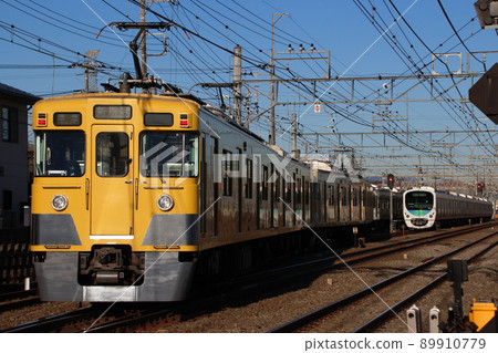 [SS] Seibu Shinjuku Line old 2000 series (10-car train) 89910779