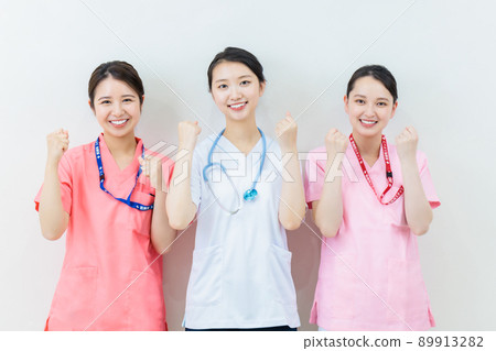 醫生護士醫療隊 醫生護士醫療隊 89913282