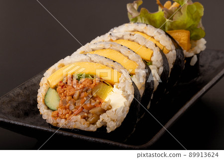 Cream cheese, dak-galbi, gimbap 89913624