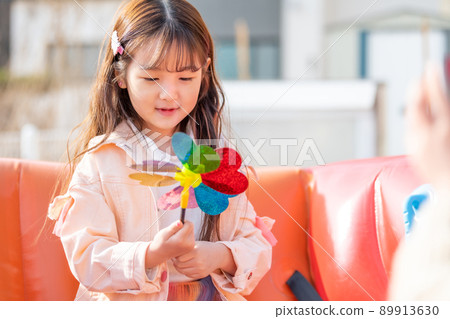 兒童 女孩 生活方式 玩 笑 89913630