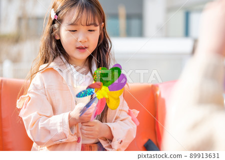 兒童 女孩 生活方式 玩 笑 89913631