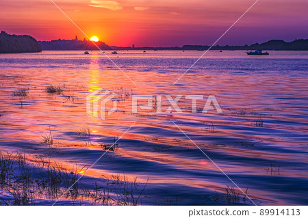 Sunset on the Danube river in Belgrade Serbia Sunset on the Danube river in Belgrade Serbia 89914113