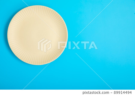 Light blue background 89914494