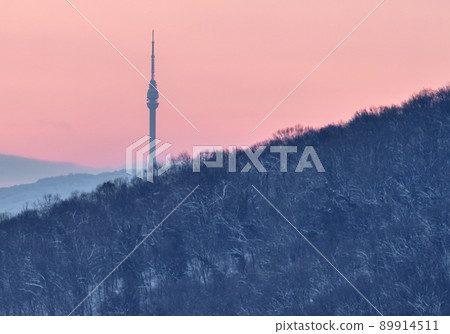 Sunrise over Avala Tower in Avala mountain in Belgrade, Serbia 89914511