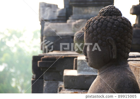 婆羅浮屠寺廟仍然存在 89915005