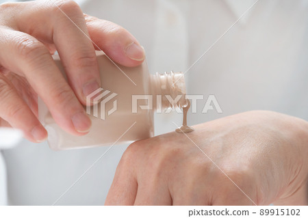 構成基礎的女性 89915102
