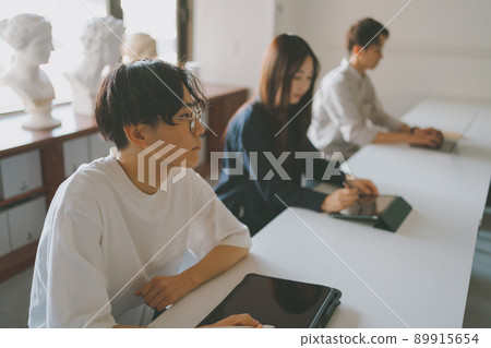 Art school prep school 89915654