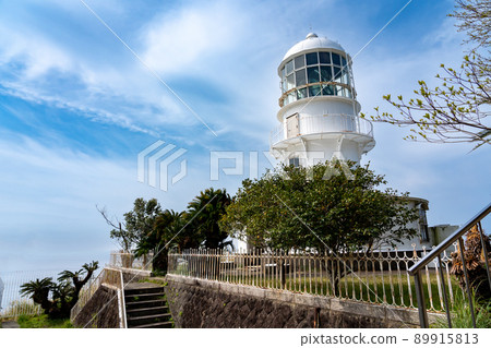 高知縣室戶市、室戶岬燈塔和太平洋 高知縣室戶市、室戶岬燈塔和太平洋 89915813