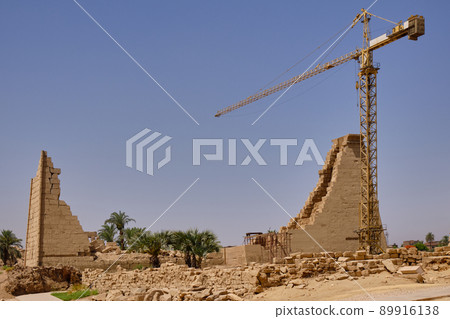 Remains of Karnak temple complex and Karnak Open Air Museum in Luxor, Egypt Remains of Karnak temple complex and Karnak Open Air Museum in Luxor, Egypt 89916138