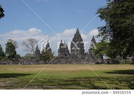 Prambanan Temples Lolo Jonggrang Temples Prambanan Temples Lolo Jonggrang Temples 89916559