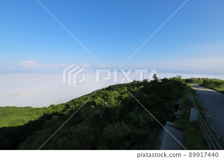 Niigata Sado Sea of Clouds on the Donden Plateau Niigata Sado Sea of Clouds on the Donden Plateau 89917440