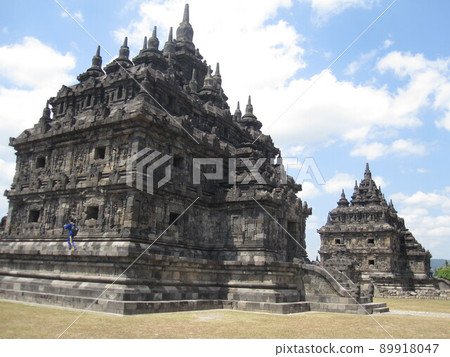 Praosan Temple at Prambanan Ruins Praosan Temple at Prambanan Ruins 89918047