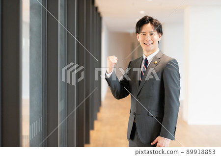 Young lawyer shooting cooperation: LINK FOREST Young lawyer shooting cooperation: LINK FOREST 89918853