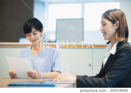 Image of medical staff Image of medical staff 89919690