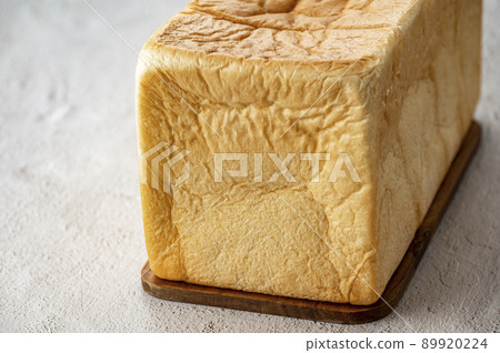 Bread, square bread 89920224