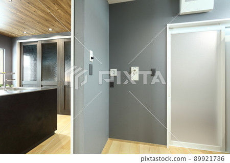 Designer's House Stylish washroom dressing room 89921786