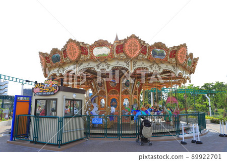Arakawa Amusement Park Merry-Go-Round Arakawa Amusement Park Merry-Go-Round 89922701