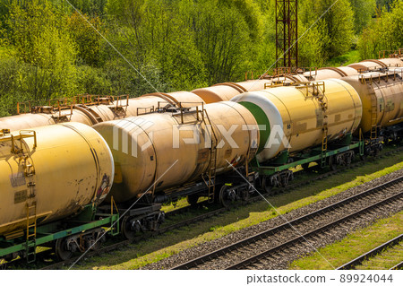 Freight trains transporting liquid fuel at depot 89924044