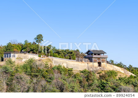 岡山縣總社市,晴天時的木之城遺址 岡山縣總社市,晴天時的木之城遺址 89924054
