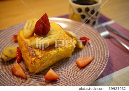 French toast with strawberries and bananas perfect for breakfast or snacks French toast with strawberries and bananas perfect for breakfast or snacks 89925982