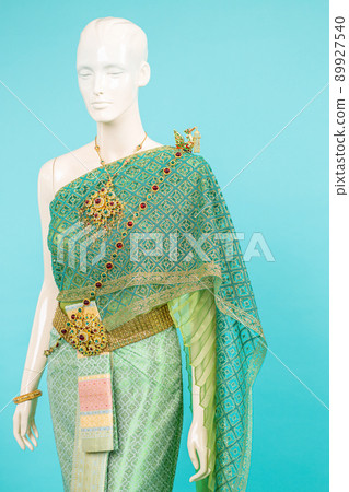 Wedding dress Thai vintage style 89927540