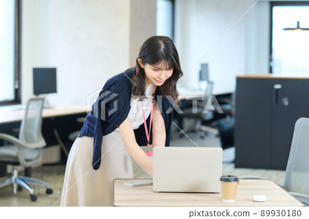 商務人士遠程辦公在線會議視頻會議視頻會議網絡會議 89930180