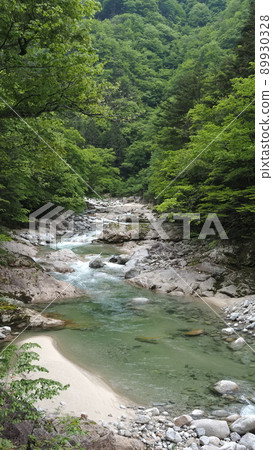 The headwaters of the Yahagi River, the valley of the Kamimura River 89930328