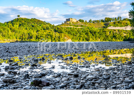 Wide valley of Tagliamento River Wide valley of Tagliamento River 89931539