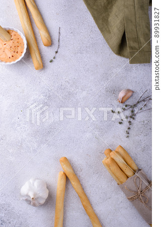 Italian grissini, traditional appetizer breadstick Italian grissini, traditional appetizer breadstick 89931827