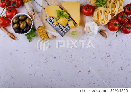 Italian food cooking background with pasta 89931833