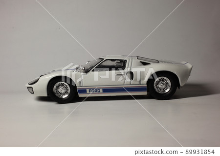 微型車 89931854