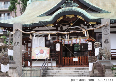 Haiden of Achihayao Shrine in Tsurumi-ku, Osaka 89934733