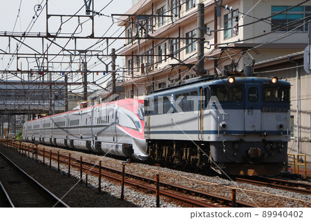 Akita Shinkansen E6 Series Instep Transport (Ofuna Station) Akita Shinkansen E6 Series Instep Transport (Ofuna Station) 89940402