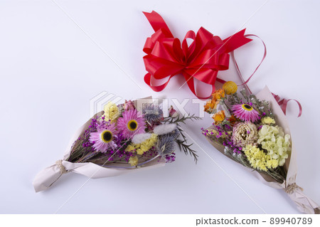 Dried flowers as a gift Dried flowers as a gift 89940789