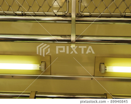 In the train 89940845