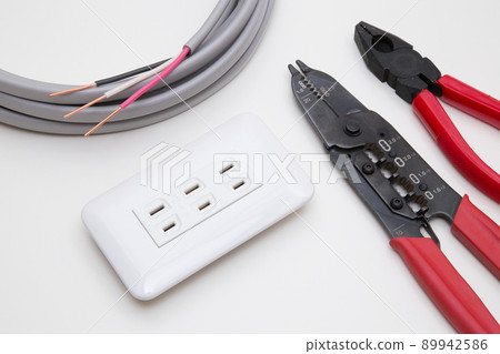 Outlet construction Outlet construction 89942586