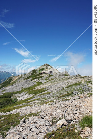通往大天莊山頂和大天莊山頂的山路 89943090