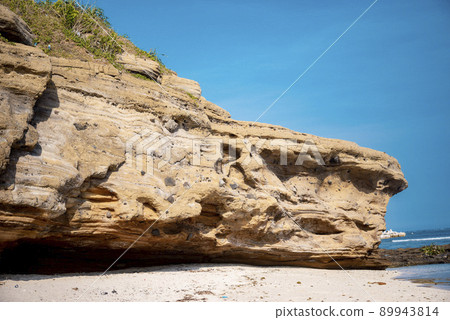 Great cliffs and beautiful beach  on Ly Son Island, Quang Ngai Province, Vietnam 89943814