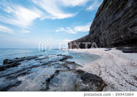 Great cliffs and beautiful beach  on Ly Son Island, Quang Ngai Province, Vietnam 89943864